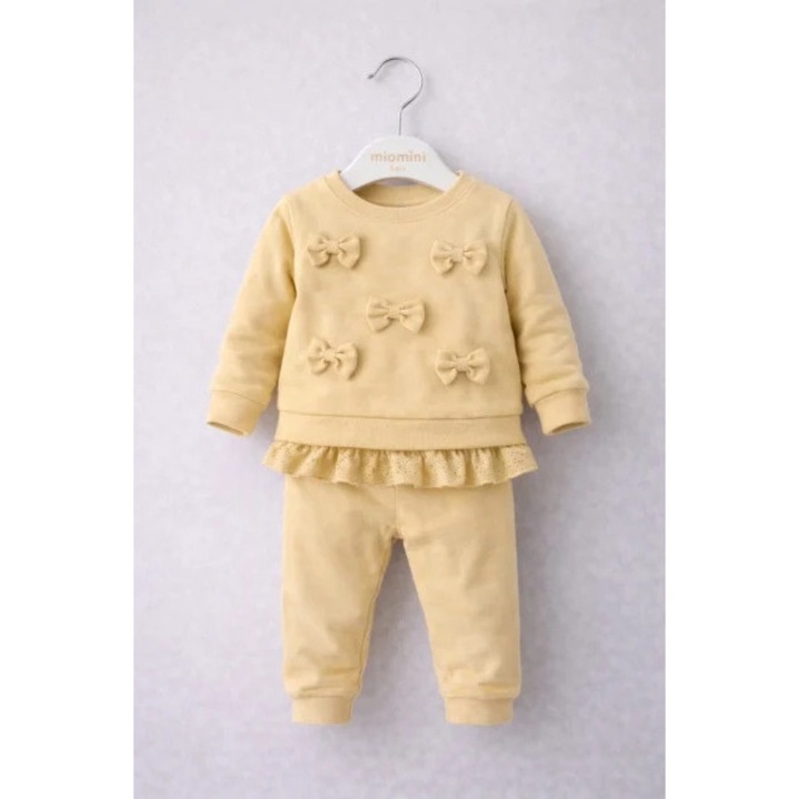 Set 2 piese bymurat cu funde decorative si dantela, costum confortabil pentru fetite, Galben