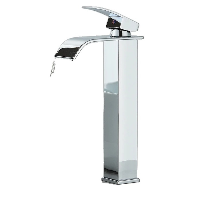 Csaptelep, sárgaréz szerkezet, egykaros vezérlés, króm, magas