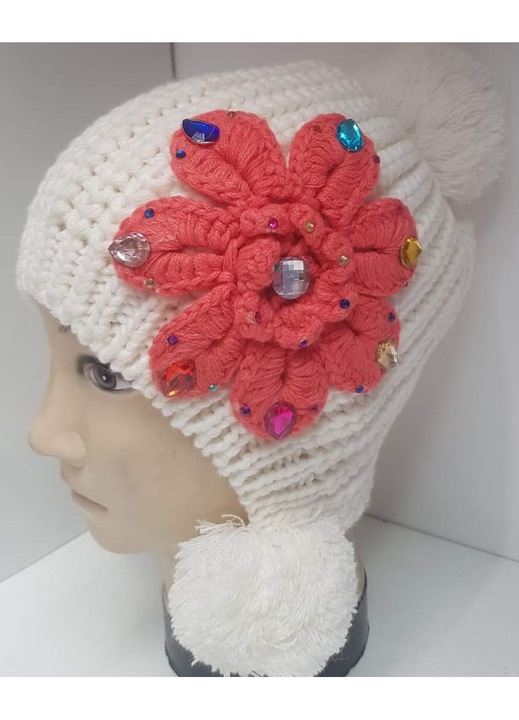 Set de 12 bucati, caciuli dama, modelul contine 80% lana si 20 %acrilic