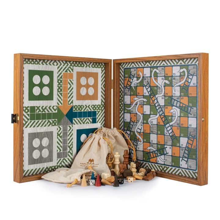 Set Jocuri 4 in 1 Retro, Manopoulos, Sah, Table, Ludo, Serpi si Scari, Accente Verzi, 34x34cm