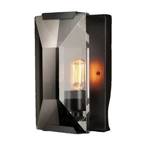 Fali és mennyezeti lámpák