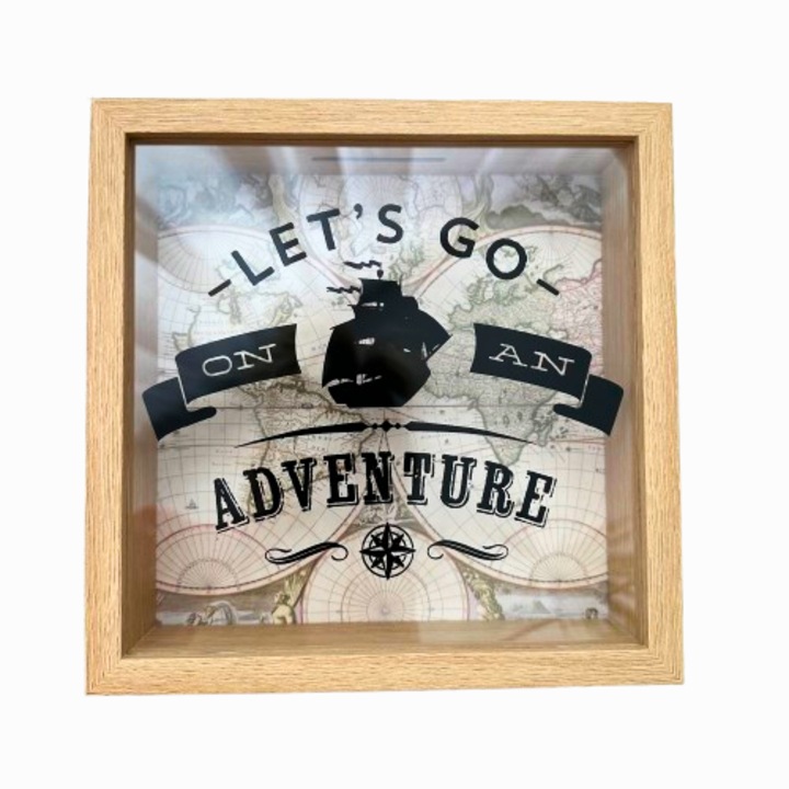 Pusculita pentru pasionatii de calatorii, pusculita cu mesaj "Let's go on an adventure", lemn si sticla, 20 x 20 x 5 cm