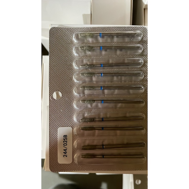 Комплект от 3 броя: Диамантена фреза за кутикули, форма на пламък, син пръстен, 244/025B