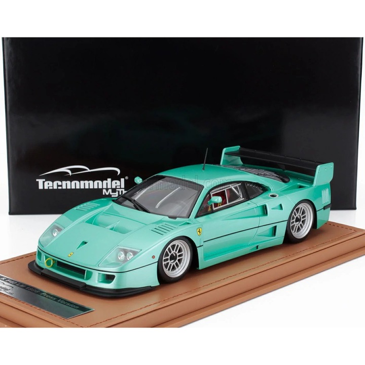 Macheta Ferrari F40, editie limitata 40pcs, turcoaz, 1/18 cu vitrina plexiglass