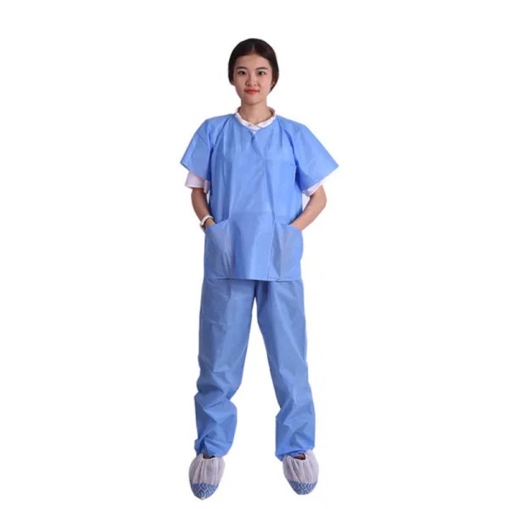 Pijamale de unica folosinta din polipropilena de 40 gr, Marimea XL