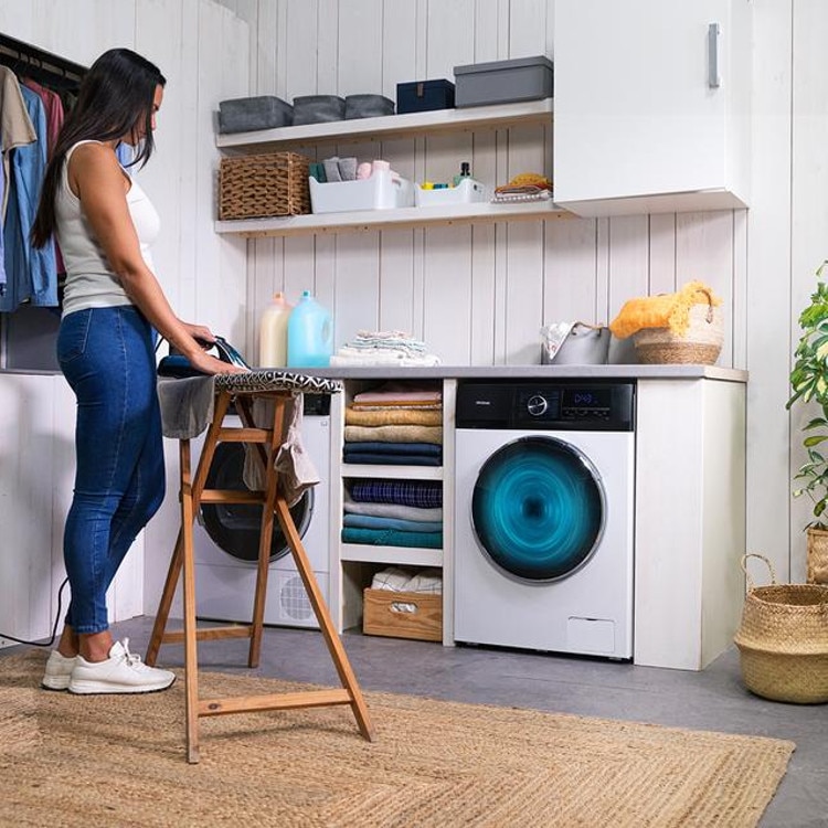 Masina de spalat rufe Cecotec, Bolero DressCode 8500 Inverter A, 8 kg, 1400 RPM, 16 programe prestabilite, functie SteamMax, functie Drum Clean, AllergyCare, tehnologie Inverter Plus, tambur Pearl, finisaj cromat, design modern, picioare ajustabile, alb