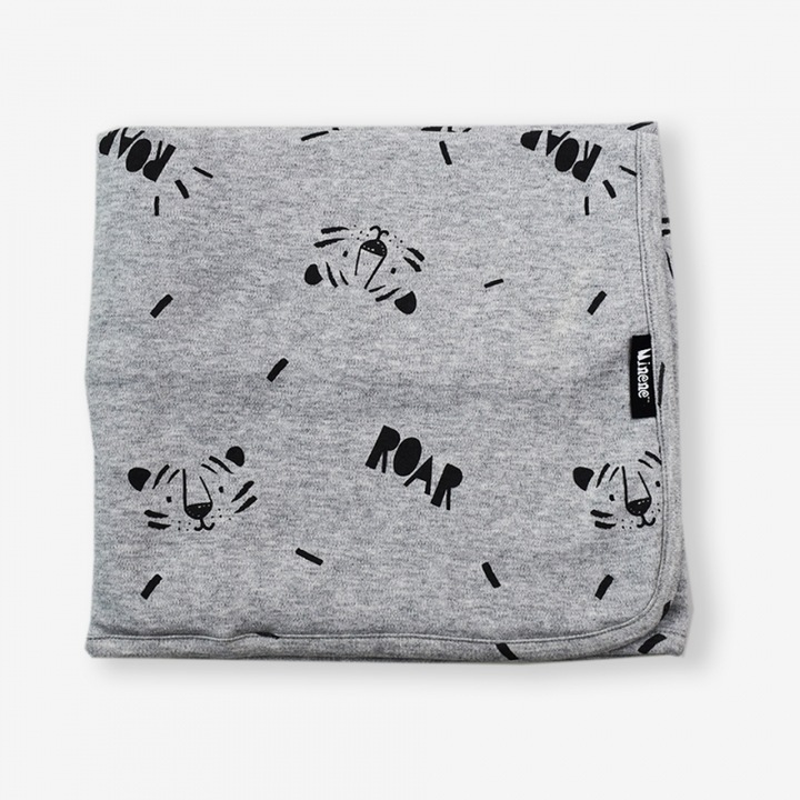 Paturica bebe Minene, leu