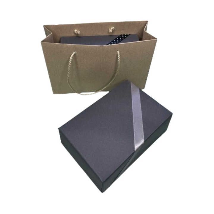 Set pentru cadou cutie si punga - Nicas - cutie carton negru cu bentita diverse culori 8, 5x13x5 cm - punga cadou 18x12x6 cm - Tip i1 + S3