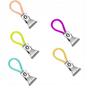 Tartók és fürdőszobai kiegészítők