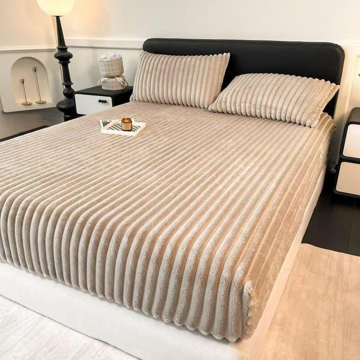 Спално бельо Cocolino с ластик 180x200 см и 2 калъфки за възглавници 50x70 см, за двойно легло, модел на райета, MHR-1739