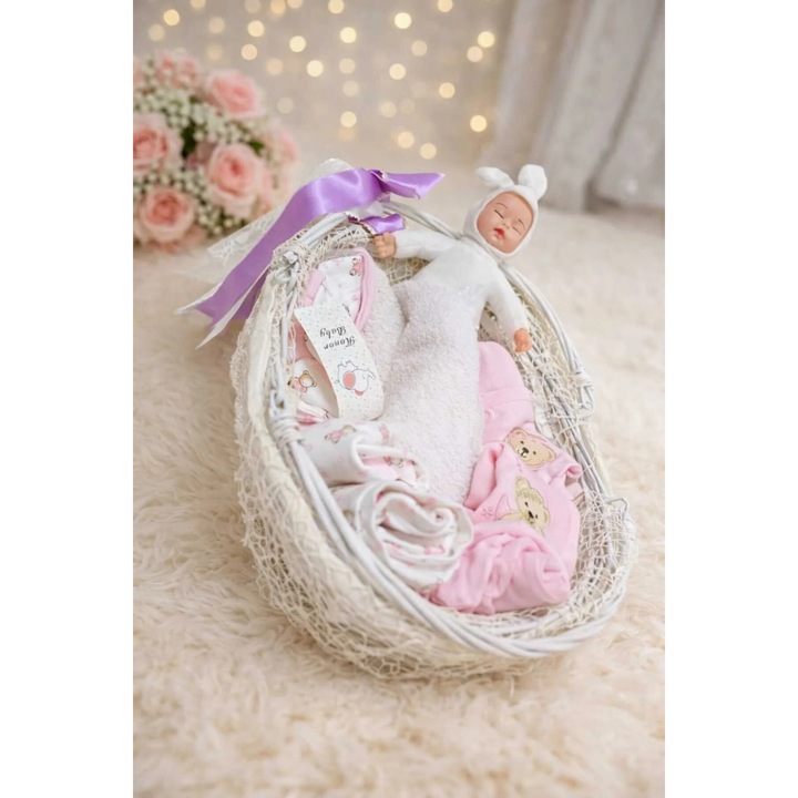 Cos Cadou Nou-Nascut Fetita 0-3 Luni, Set Haine 8 Piese + Jucarie Plus + Prosop 100% Bumbac, Roz, Trusou Bebe, Ideal Baby Shower