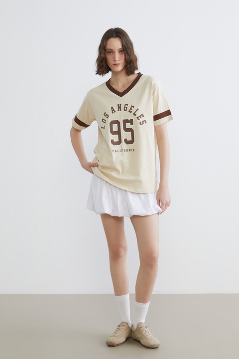 LC WAIKIKI, Tricou lejer cu decolteu in V si imprimeu text, Maro inchis/Bej