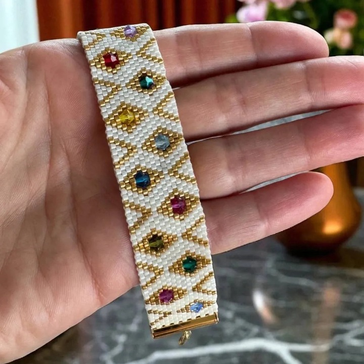 Bratara lata eleganta din margele miyuki cu insertii cristale Preciosa