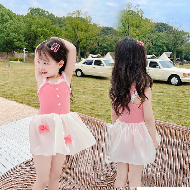 Costum de Baie pentru Copii, Tip Rochie, Stil Printesa cu Volanase Delicate si Fundite Decorative, Material Moale, Elastic si Confortabil, Perfect pentru Plaja, Piscina si Vacante de Vara, Design Modern si Elegant pentru Fete, 2–5 Ani, Roz, PriStyle®