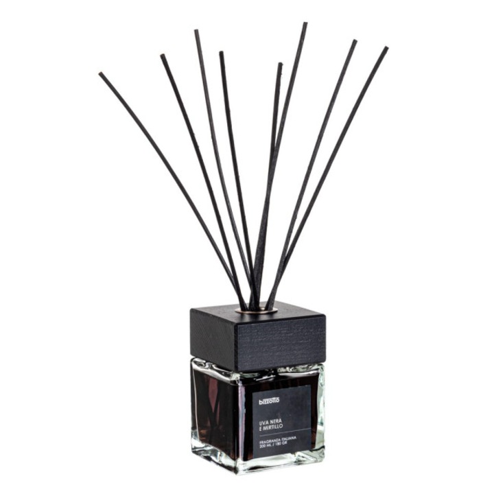 Parfum camera aroma struguri negri, afine 7x7x9, 48h, 200 ml