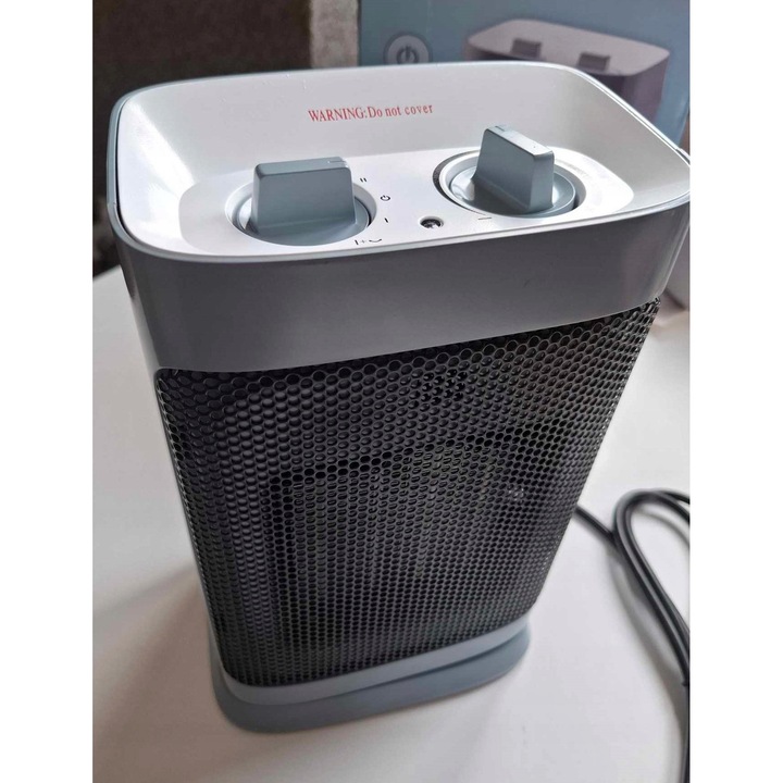 Barátságos hősugárzó, 750/1500W, oszcillációs funkció, 17x11x26cm