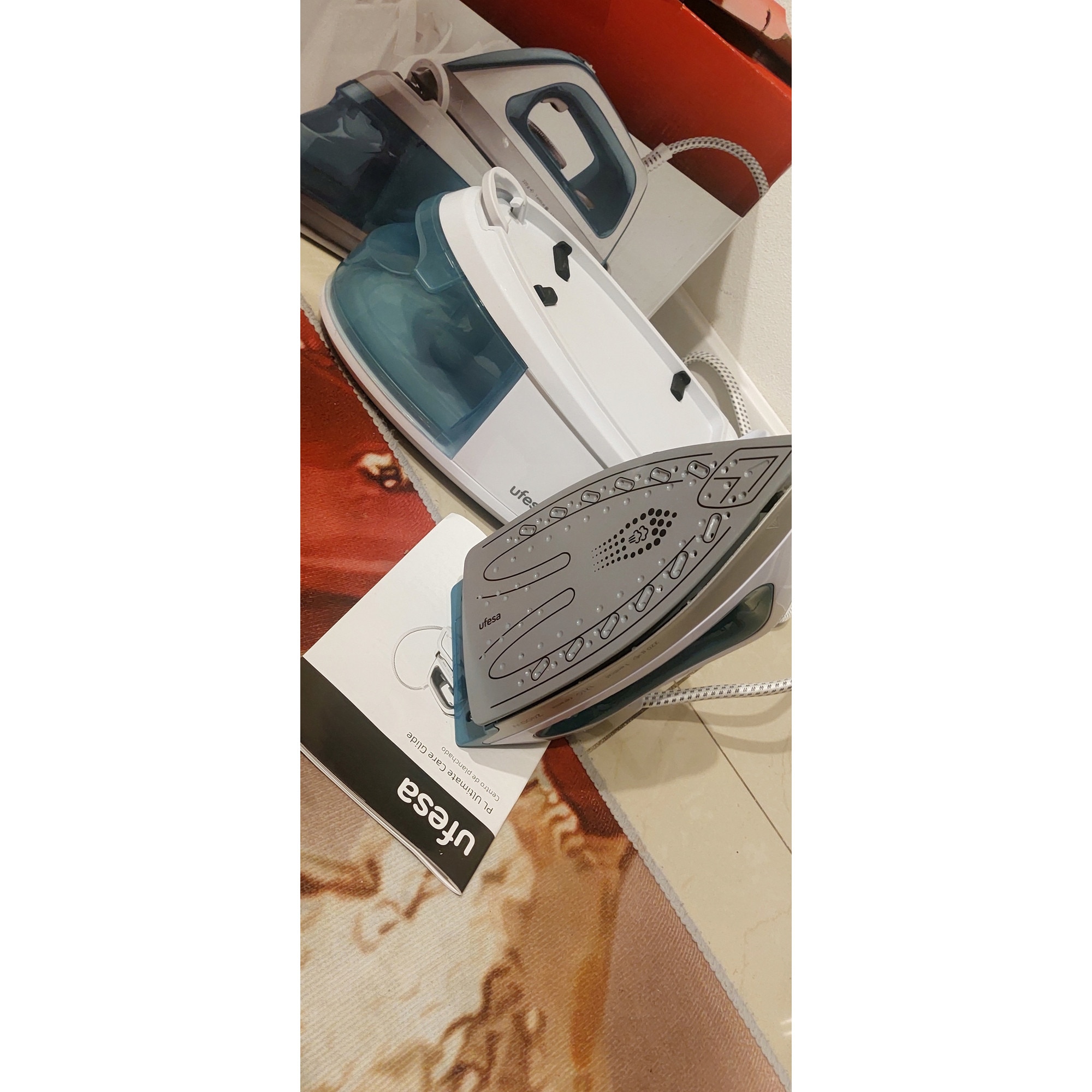 Centrala de calcat Ultimate Care Glide, 2400 W, 5,5 bar, 220 g, ceramica, 1,2 l