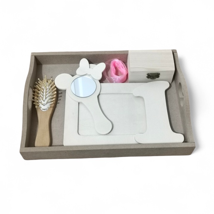 Set Taiere Mot / Turta Fetita Minnie, Tava Lemn 32x22 cm, Oglinda Minnie, Rama Foto 10x15 cu Cifra 1, Cutie Mot si Perie Par