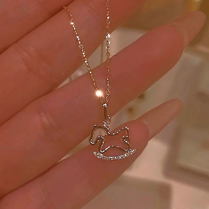 Colier cu pandantiv Fata de Poveste, design creativ, placat cu aur, pentru copii