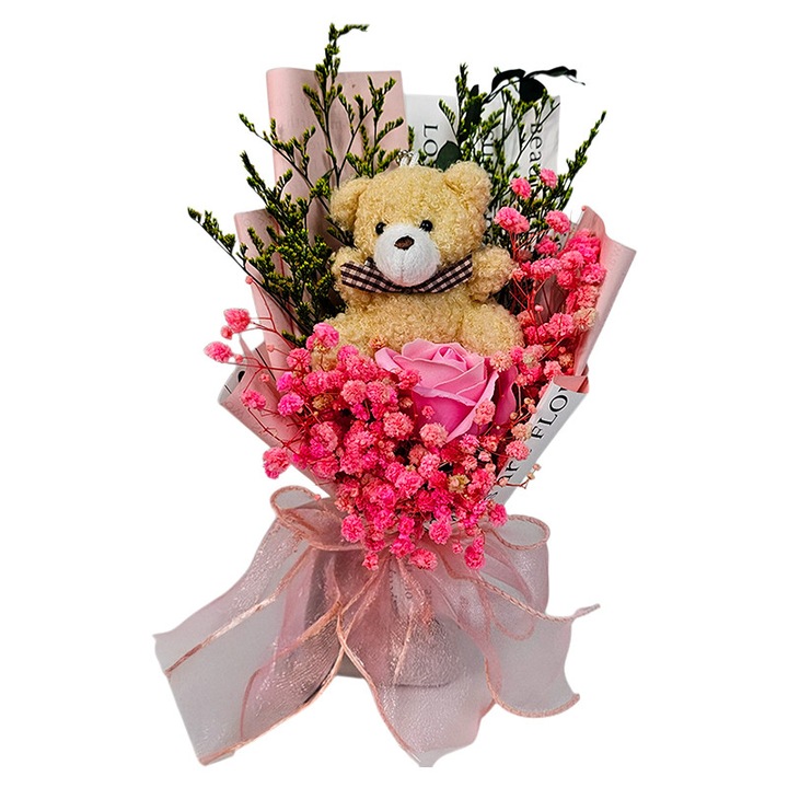 Aranjament cadou Best Wishes cu ursulet de plus, trandafir roz de sapun si flori criogenate, 26x12 cm