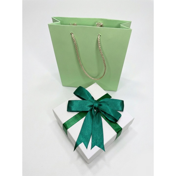 Set pentru cadou cutie si punga - Nicas - Cutie carton alb cu fundita verde - 9, 5X9X4 cm - punga cadou 13x14, 5x4 cm - Tip AM + S
