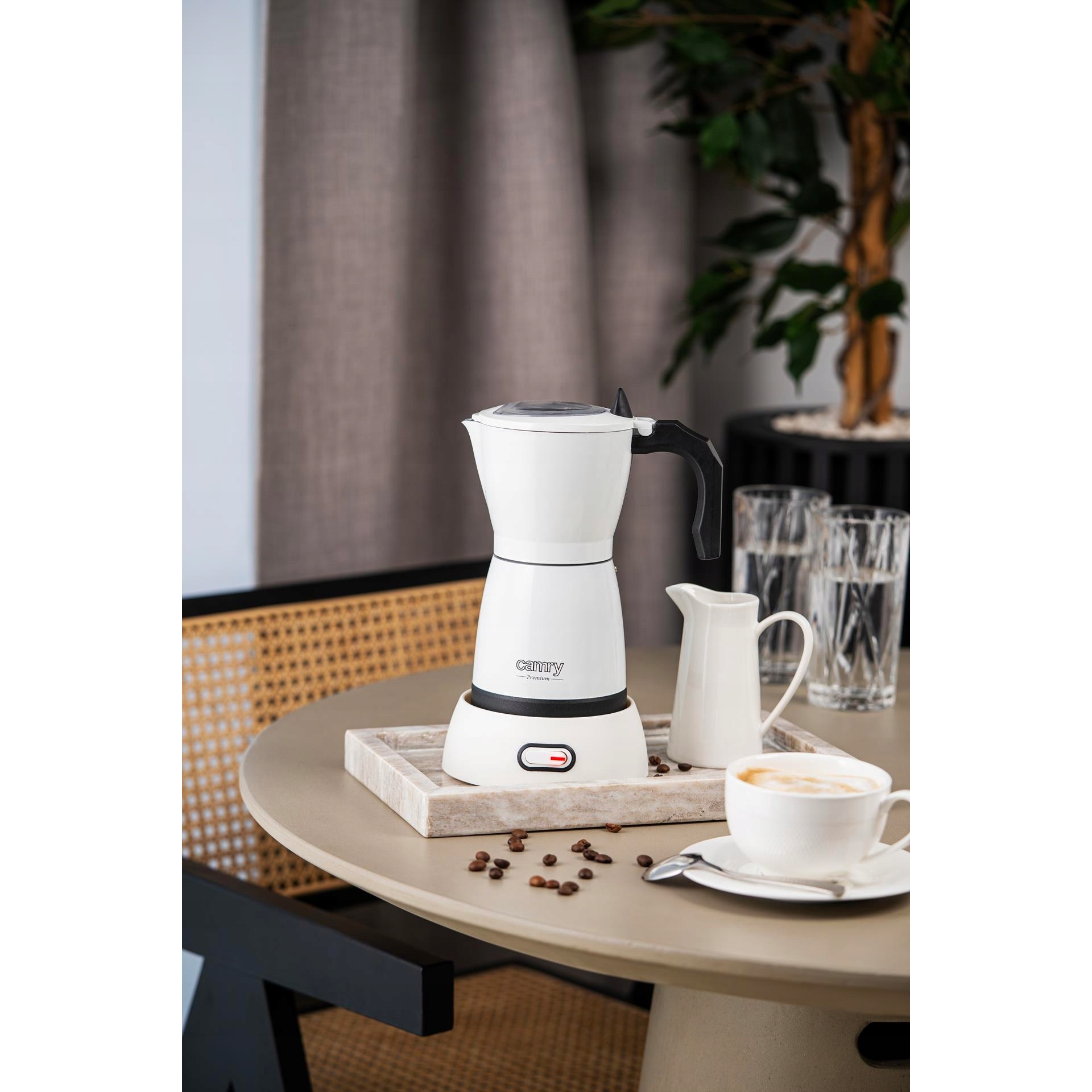 Cafetiere electrica Camry 300ml, 6 cesti espresso, 480W, compacta, alba