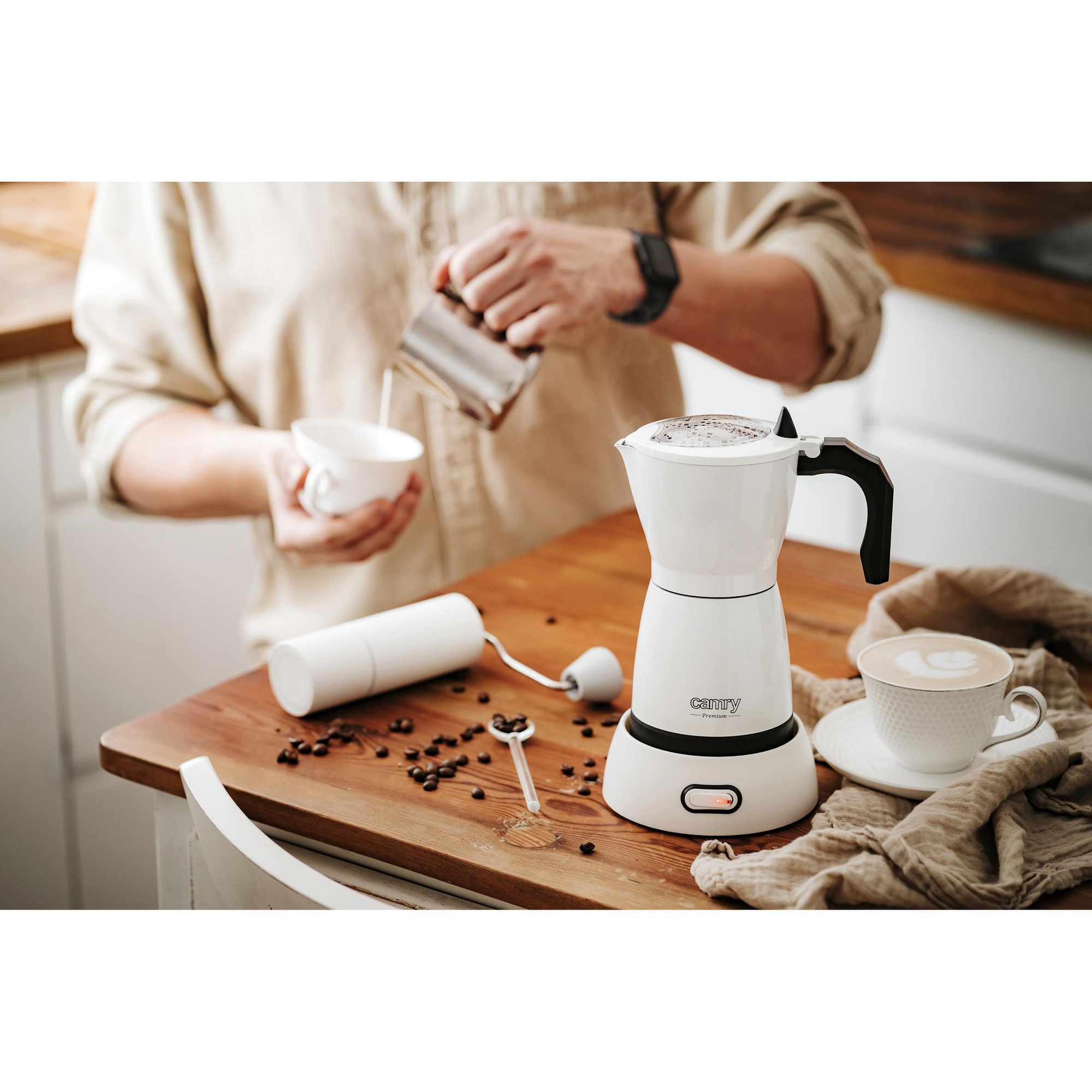 Cafetiere electrica Camry 300ml, 6 cesti espresso, 480W, compacta, alba