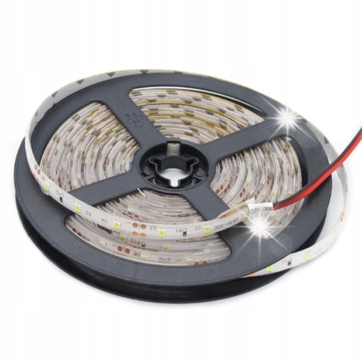 LED лента 5 м LTC, 300 LED, зелена, 12V, енергийно ефективна
