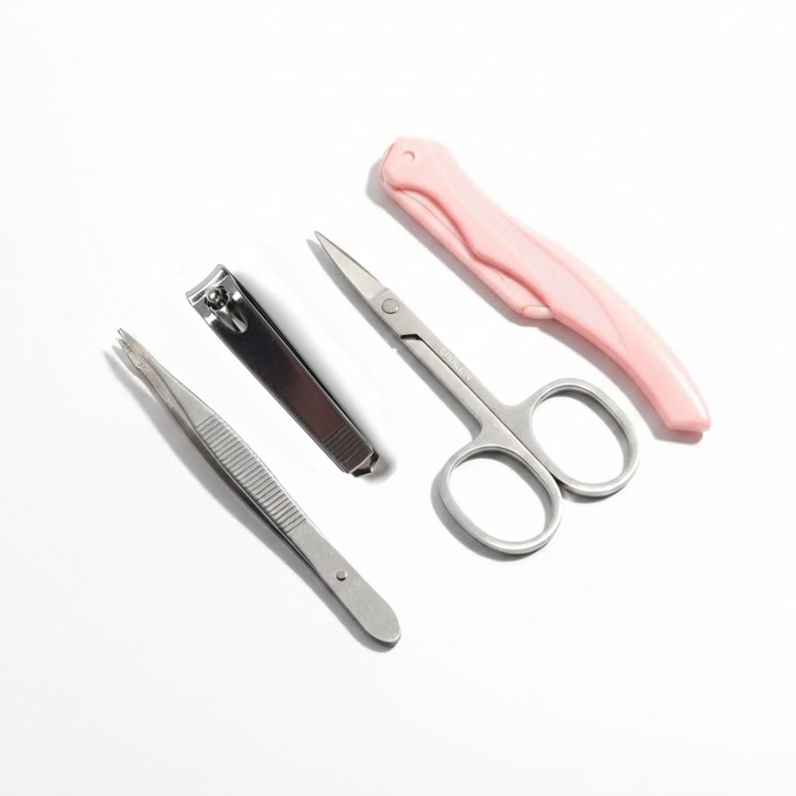 Set de Curatare Unghii din Metal, 4 Piese pentru Manichiura si Pedichiura, cu Penseta, Forfecuta, Unghiera si Pila, Roz
