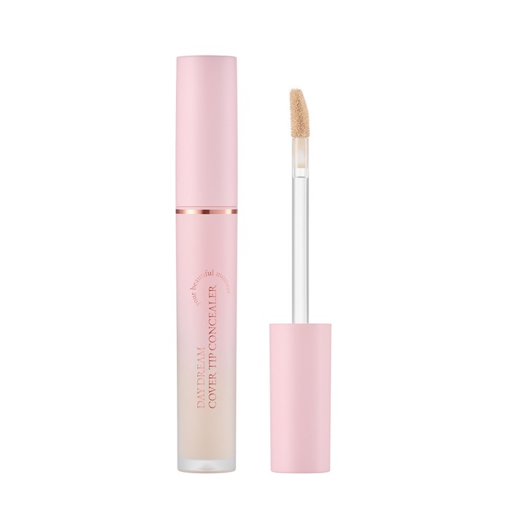 DAY DREAM COVER TIP CONCEALER no.02 Concealer cu acoperire mare si textura lejera, ce corecteaza instant cearcanele si imperfectiunile. Lasa pielea luminoasa, neteda si naturala, fara efect de masca