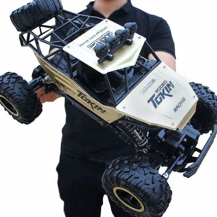 Masina RC 4x4 Fayee, model Rock Crawler, metal, acumulator 7.2V 2000mAh, dimensiuni 34x23x17cm, culoare argintie