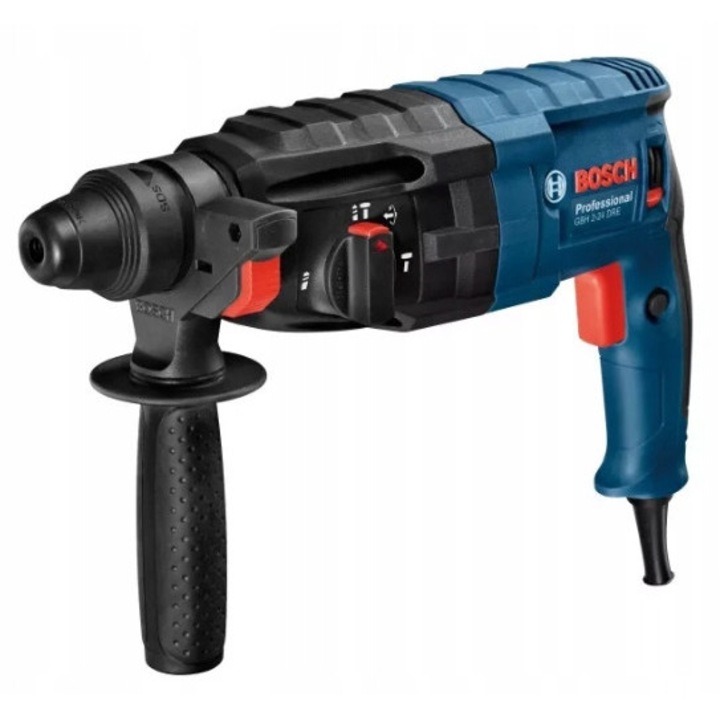 Bosch 790 W fúrókalapács, 4 funkció, 2,7 J, 230 V, teljes készlet