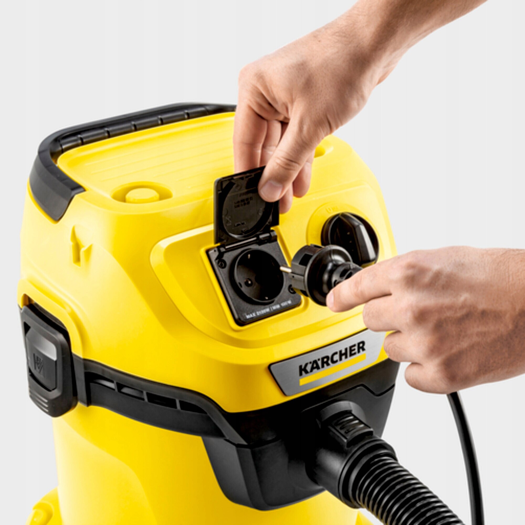 Aspirator universal Karcher WD 3, 1000 W, 19L, galben, 4m cablu, 2m furtun
