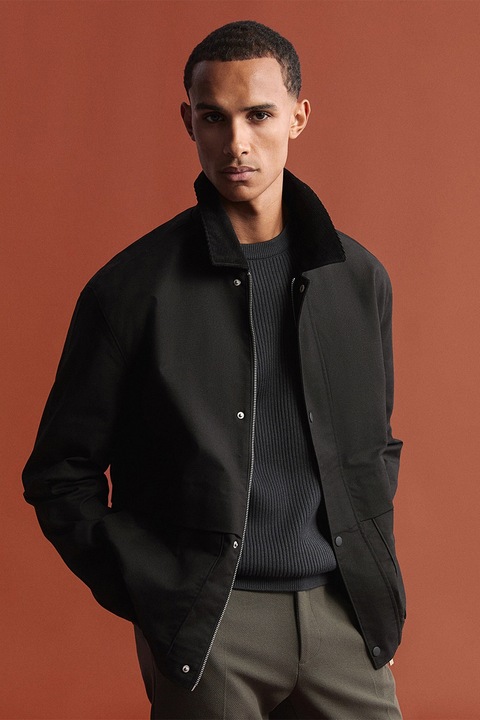 LC WAIKIKI, Jacheta subtire cu guler ascutit, Negru