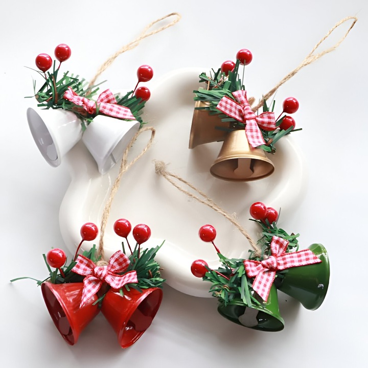 Set 8 clopotei decorativi de Craciun, 4 culori, 7 cm