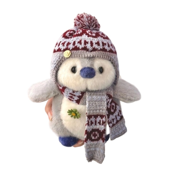 Jucarie de plus pinguin, 20cm, gri, set cu palarie si esarfa tricotate, material moale