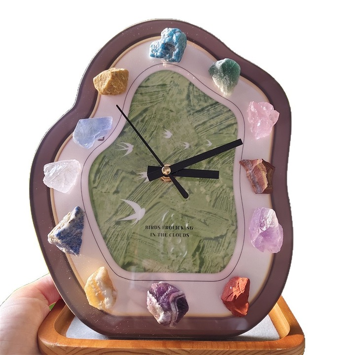 Kristály és fa asztali dekorációs óra, vintage design, 30x15cm