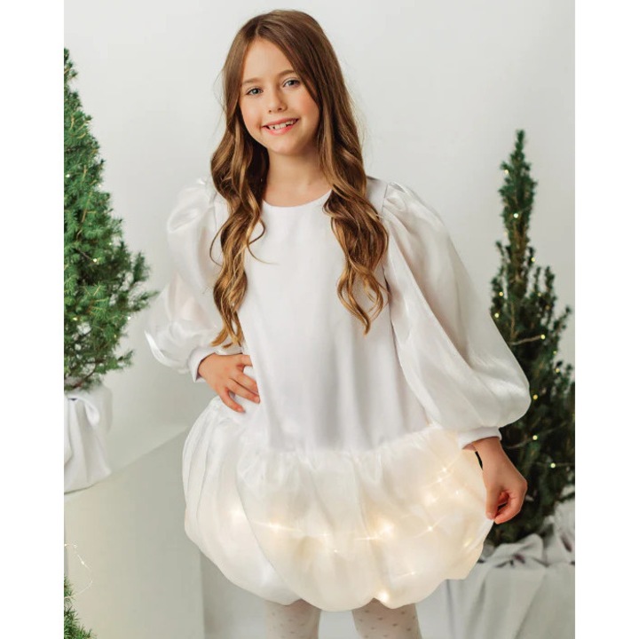 Rochita Alba Divina, cu volanas cu luminite