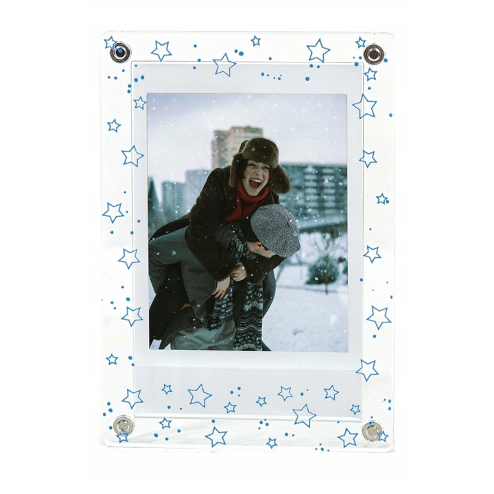 Rama foto magnetica, Love instant, stelute, 10 x 7 cm, pentru fotografii Instax Mini 2x3'' si Zinc 2.1x3.4'', design interesant, forma minimalista, accent colorat, material transparent, greutate 40 g