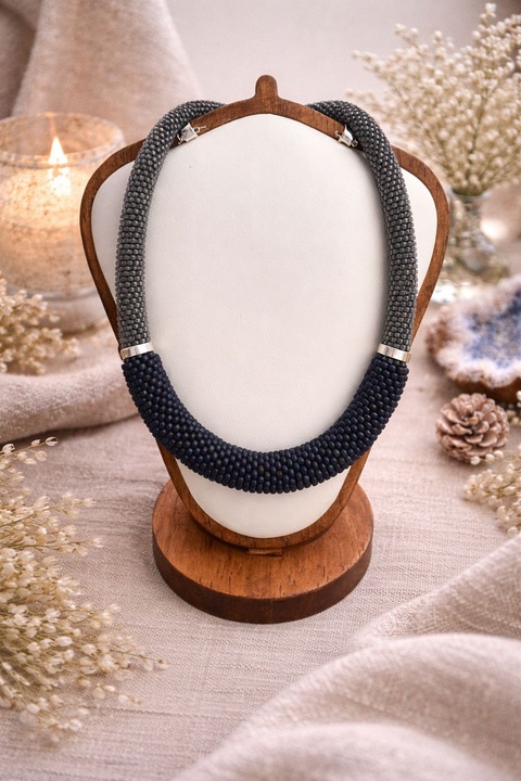 Colier Stella Nebula, Handmade, realizat cu margele toho si accesorii placate cu Argint, Nebula si Frosted Grey, Alma’s Boutique, lungime colier 54 cm