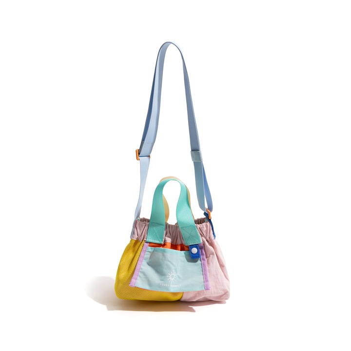 Geanta crossbody colorata, nylon usor, pliabila, roz, dimensiuni 16x12cm