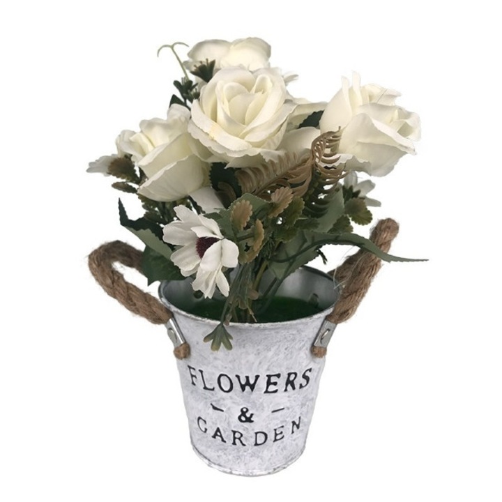 Ghiveci din metal, in forma de galetusa cu manere din sfoara, cu bujori din plastic, 15x27 cm