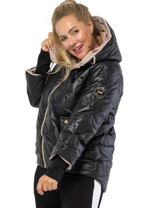 Geaca dama oversize matlasata cu gluga, buzunare cu capse, mansete cu nervuri, negru, model MILANO PLUS SIZE – Agrafka, Negru