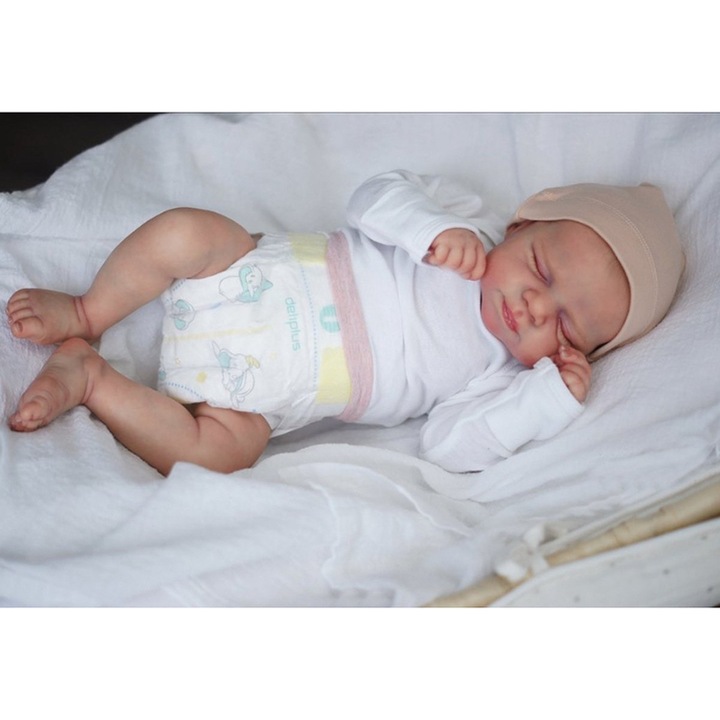 Papusa nou-nascuta renascuta de 48 cm, bebelus care doarme, realist, moale la atingere