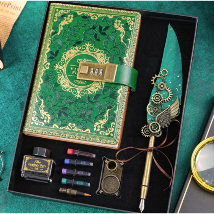 Set cadou premium pentru scris vintage – Agenda cu cifru, pana decorativa pentru scris, cerneala, rezerve colorate si accesorii