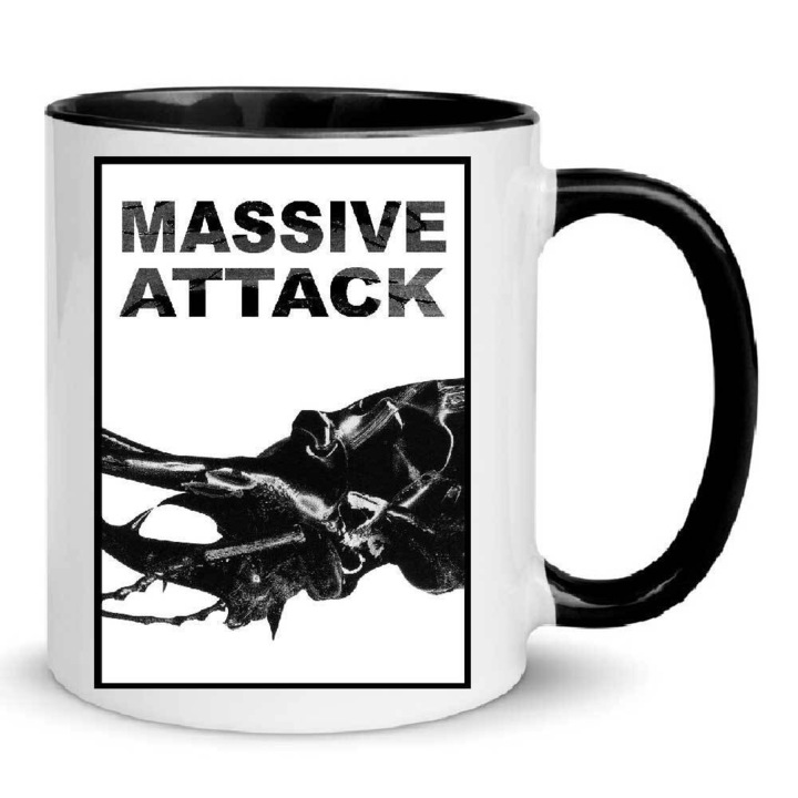 Cana Massive Attack No2, ceramica premium, 330ml, alb cu interior negru, design de inalta calitate, lavabila la masina de spalat.