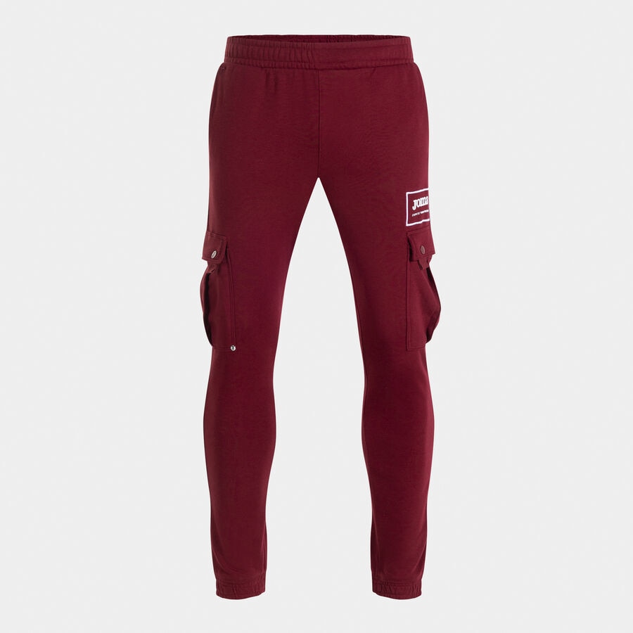 Cauți pantaloni track pants? Alege din oferta eMAG.ro