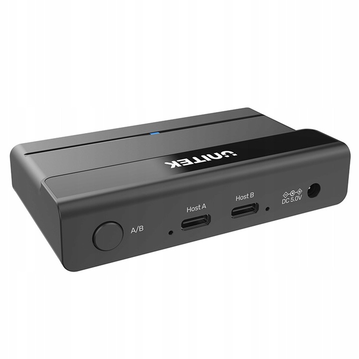 Unitek USB-C KVM kapcsoló 4xUSB-A fekete 94x54x20mm