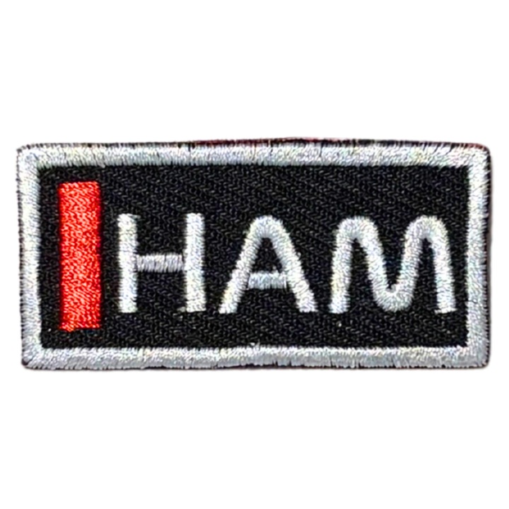 Patch textil brodat termoadeziv sub forma de brosa cu spate din fetru inspirat din Formula 1 Sezonul 2025 - Hamilton