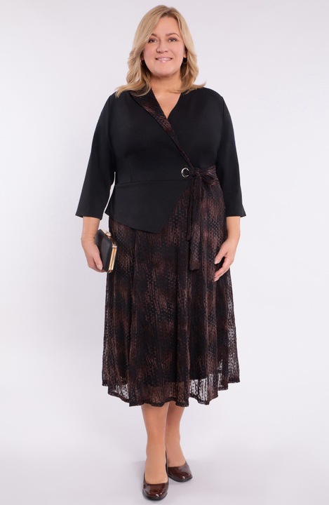 Rochie neagra cu decoratiuni din catifea